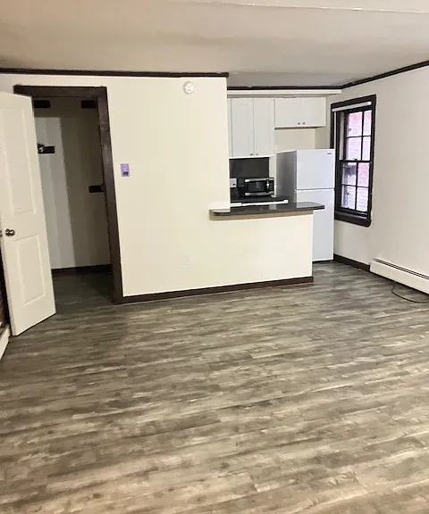 2037 Walnut St #LLM — Photo 2