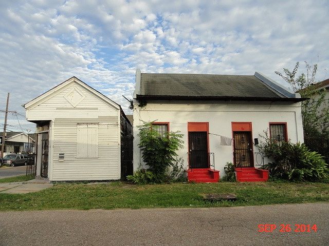 1st image of 1207 N Roman St