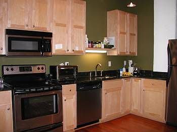 3rd image of 523 Grand # 1e Blvd
