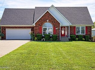 537 Mary David Dr, Shepherdsville, KY 40165