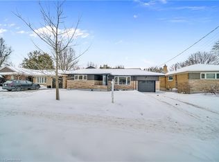 50 Lakeside Dr, Kitchener, ON N2M4C1