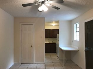 409 Austin Rd APT 12, Conroe, TX 77301