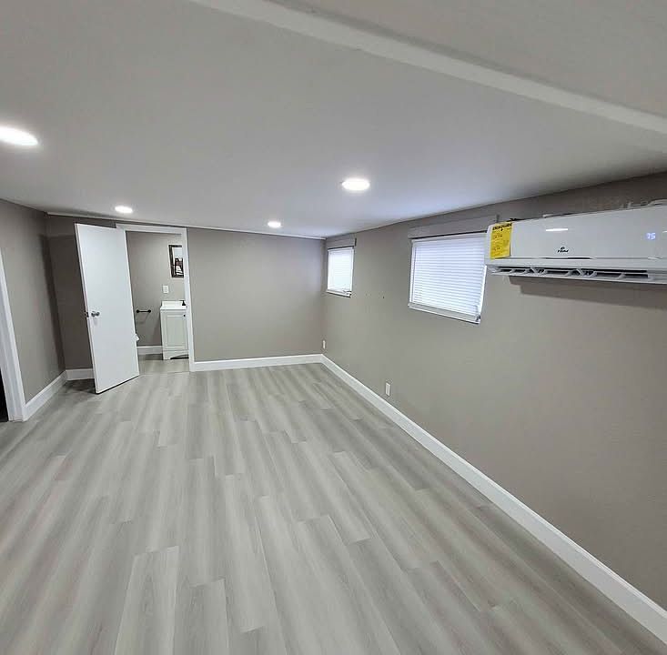 1st image of 5104 Little Lake Ct #5104