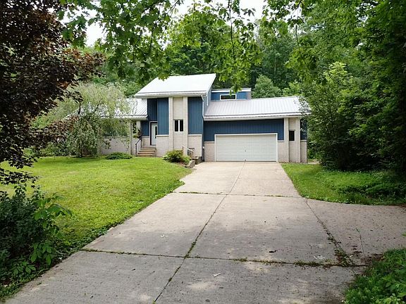 2nd image of 148 Sykes Street Ext