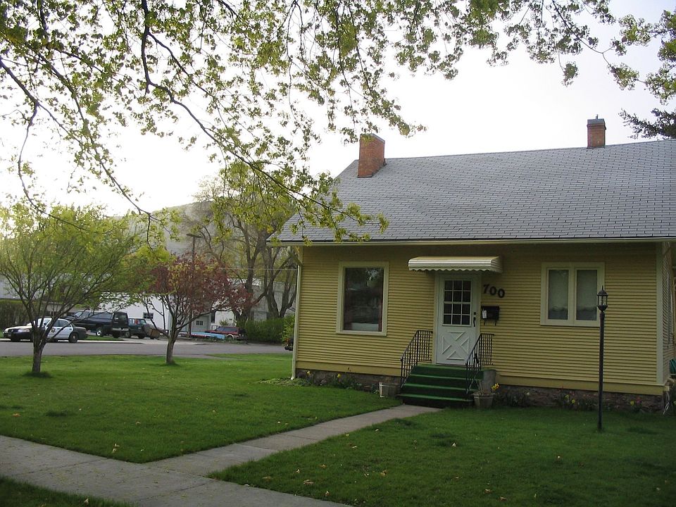 1st image of 700 Blaine St
