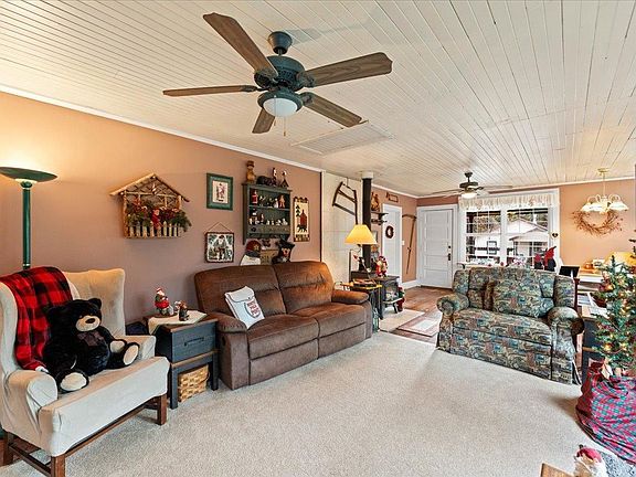 5th image of 817 Beaumont Ave