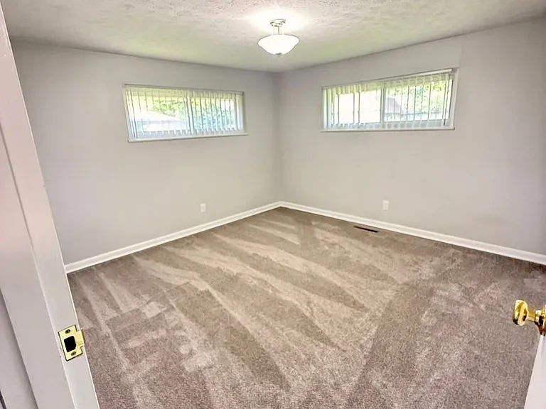 2185 Kajean Ave — Photo 7