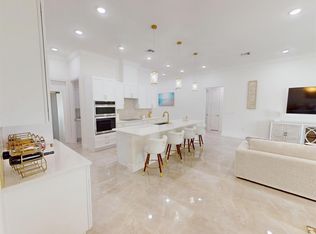 409 SW Bradshaw Cir, Port Saint Lucie, FL 34953