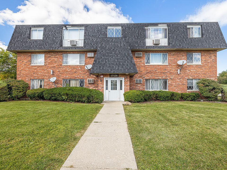 1st image of 17138 71st Ave APT 12