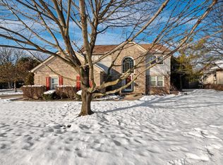 24250 Springbrook Dr, Farmington Hills, MI 48336