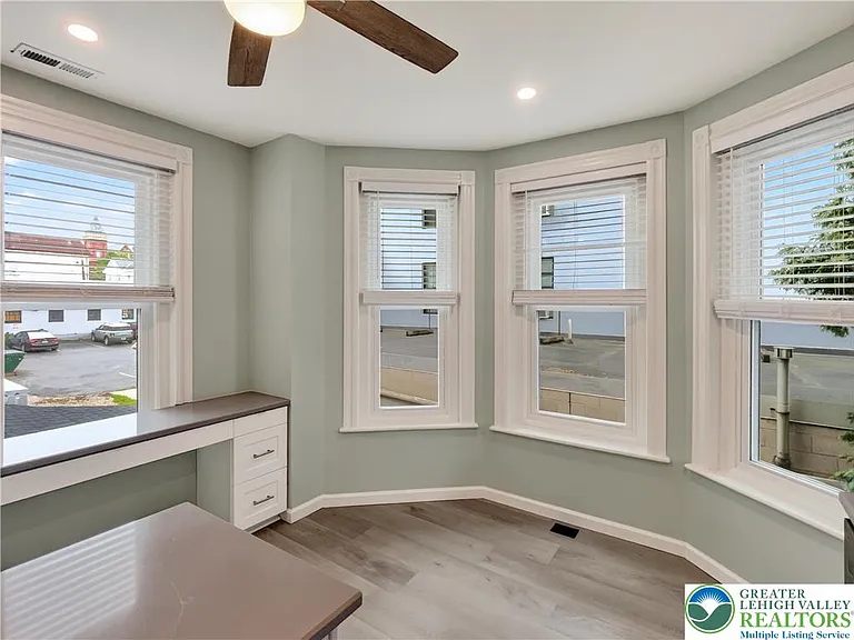 411 Main St #2 — Photo 8