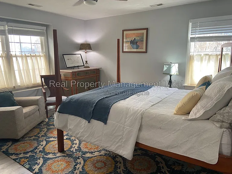 1006 Hanson Way — Photo 8