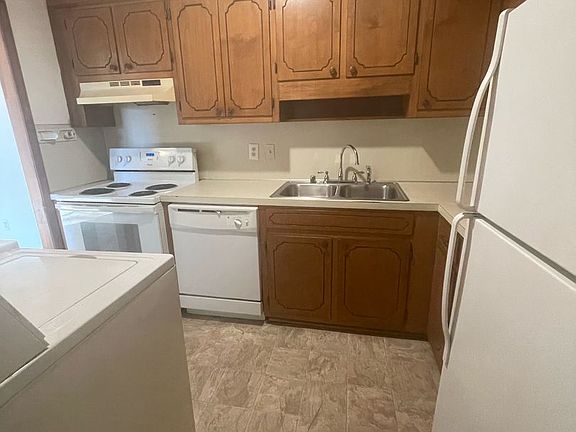 3rd image of 233 Westover Dr #3