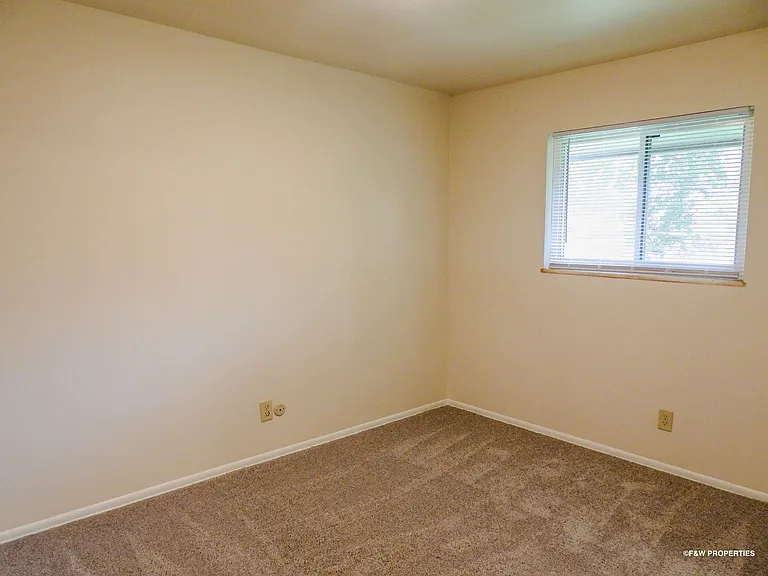 47 Auburn Ave — Photo 15