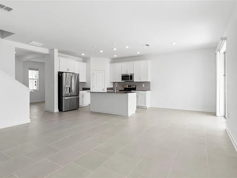 5786 Stephens Rd — Photo 4