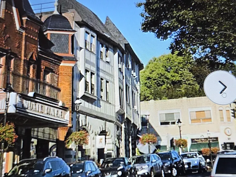W Main St — Photo 20