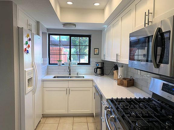 3rd image of 2345 S Cherokee Way Unit 99