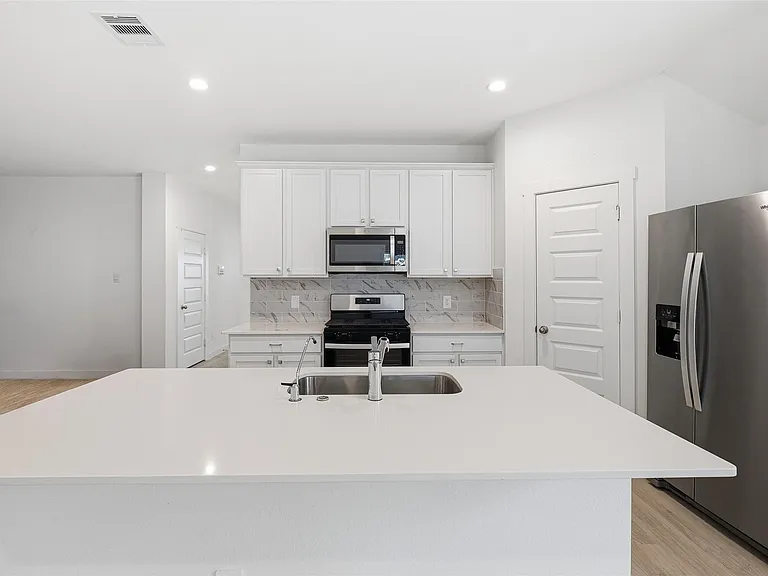 31814 Hallington Hill Ln — Photo 37