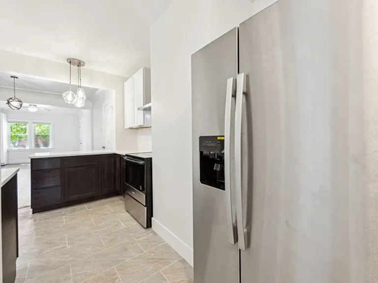 3322 Penn Ave N #2 — Photo 14