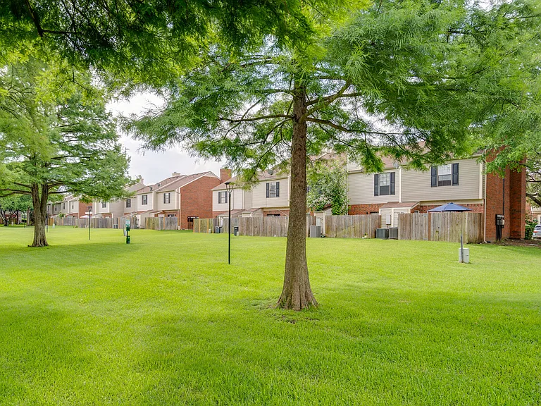 224 Samuel Blvd #K-5 — Photo 27