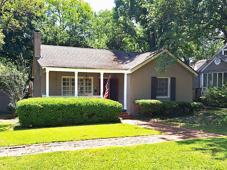 3243 Wellington Rd — Photo 24