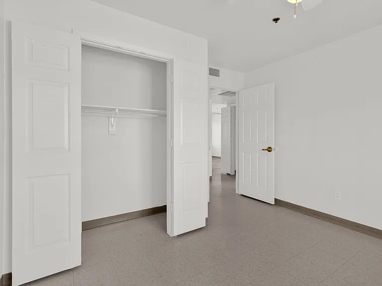 2302 W Colter St — Photo 71