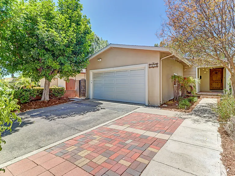 3021 Rhodelia Ave — Photo 3