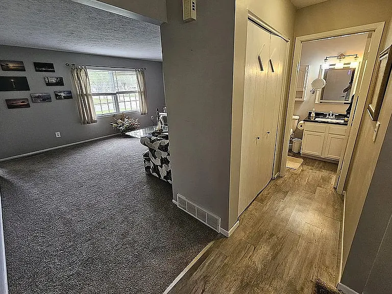 429 Zehnder Dr — Photo 6