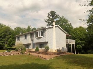123 Comanche Ct, Long Pond, PA