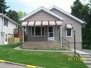 1st image of 700 Wilson Ave