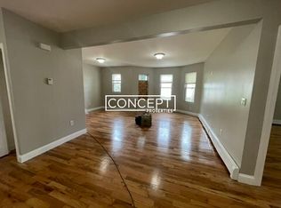 10 Wilcock St #TOWNHOUSE, Dorchester Center, MA 02124