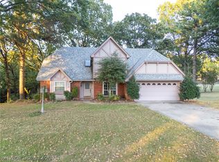 2505 Skye Rd, Fort Smith, AR 72908