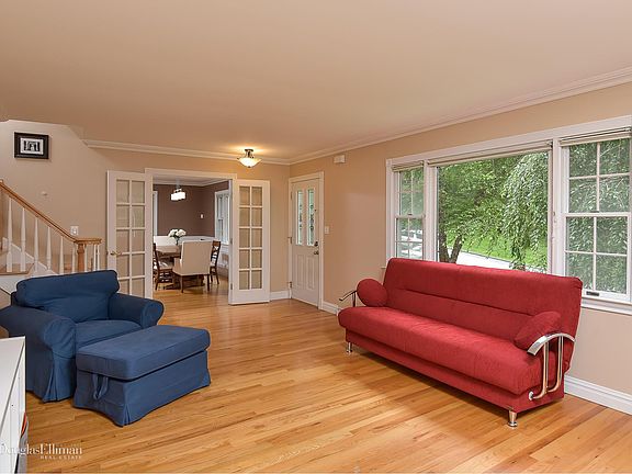 2nd image of 12 Hillandale Dr