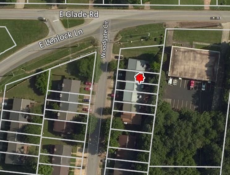 2nd image of 5829 Woodgate Cir