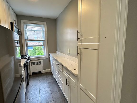 3rd image of 87 S Highland Ave APT A27