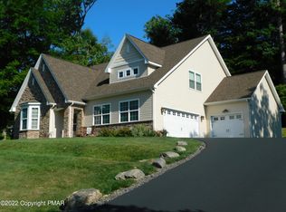 131 Godfreys Gate, Stroudsburg, PA 18360