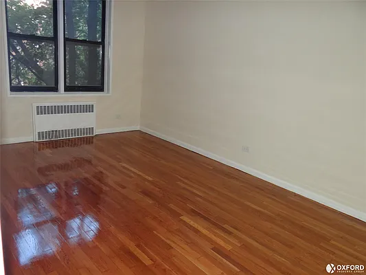 Rented by Oxford Property Group | media 29