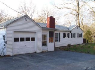 333 Creek Rd, Pleasant Valley, NY 12569