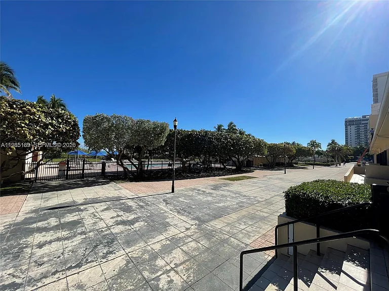 2555 Collins Ave #2002 — Photo 49