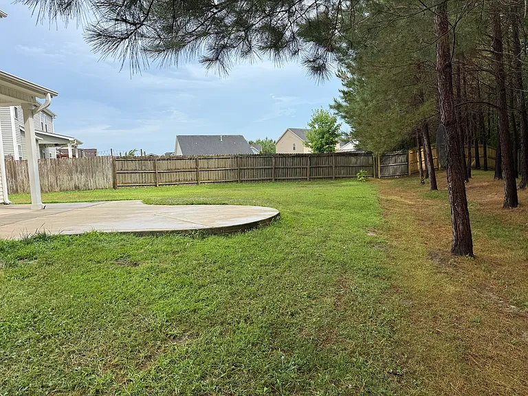 145 Mittams Point Dr — Photo 8