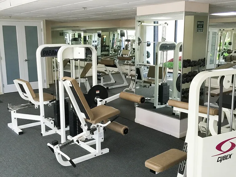 Full Fitness Center