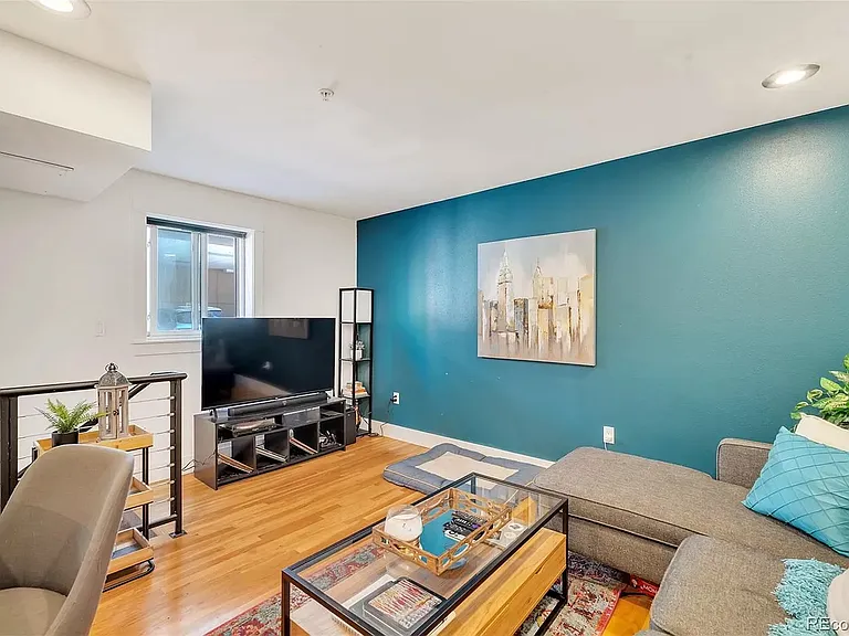2837 Vallejo St #107 — Photo 9