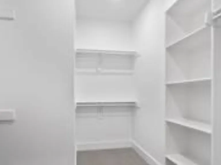 146 N Banner Ave — Photo 13