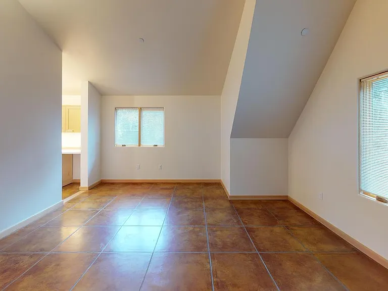 6540 Valley View Rd — Photo 15