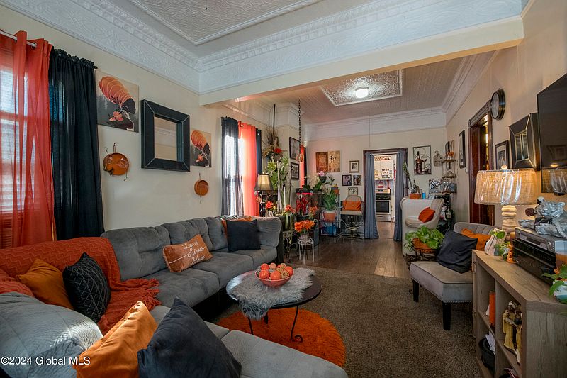 4th image of 112 Vliet Boulevard