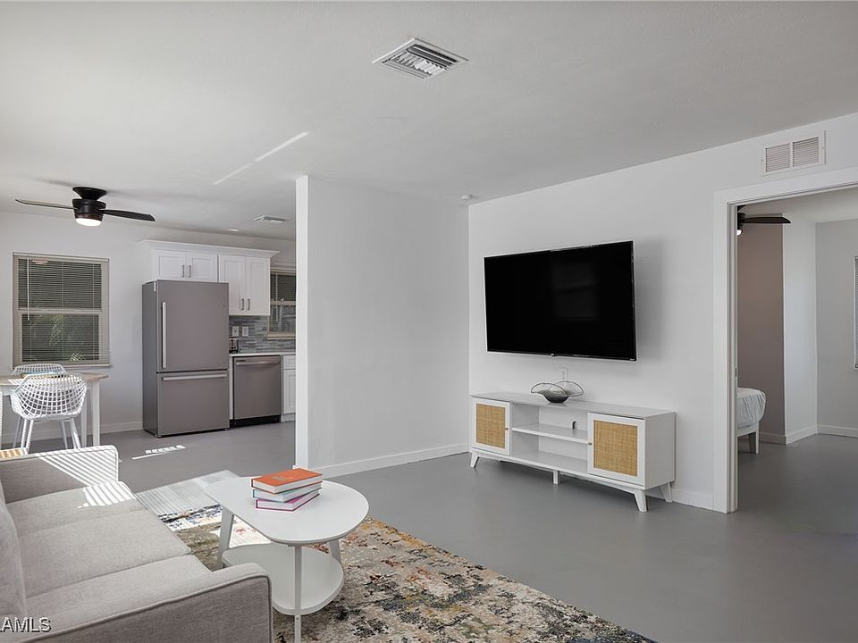 1st image of 2668-2674 Michigan Ave