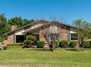 112 Bay Roc Ln, Runaway Bay, TX 76426