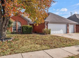 12116 Skyway Ave, Oklahoma City, OK 73162