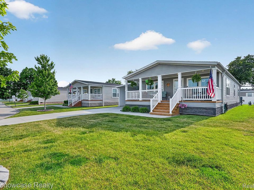 1st image of 52525 Willow Wood Ct