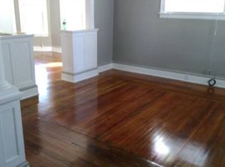 28 Barker St, Hartford, CT 06114